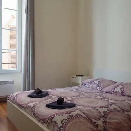Magnifiques Au Coeur Du Vieux Apartamento Niza